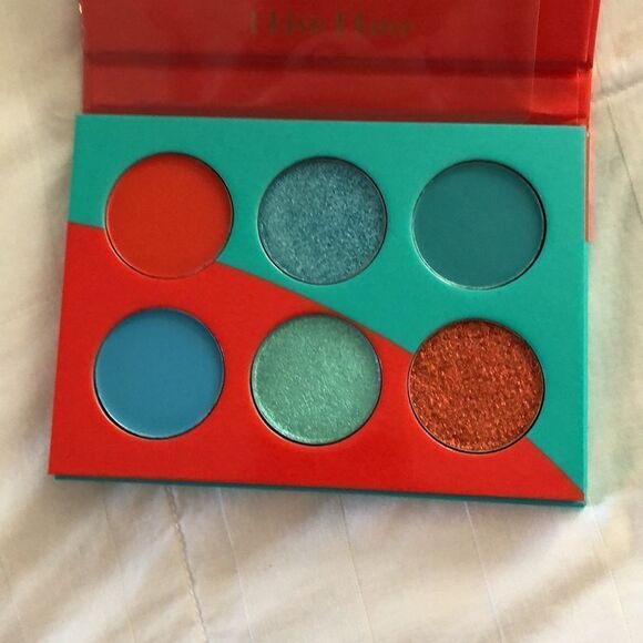 Juvia’s Place I live, I love Kit NIB - Picture 3 of 10